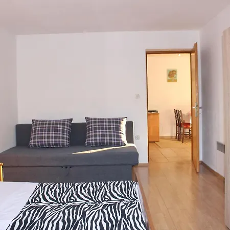 Apartment Remi *