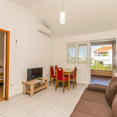 Remi Apartman Nin