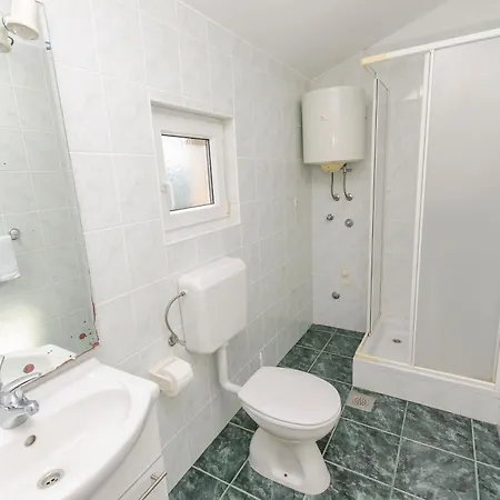 Apartman Remi Nin